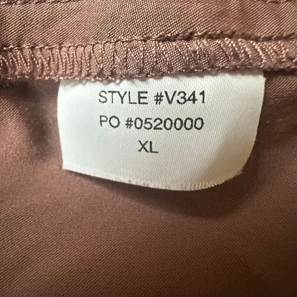 Vuori Men’s Trail Shorts Unlined in Terracotta/Black Size XL